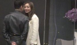 老婆出轨吃瓜,婚姻危机下的出轨风波，吃瓜群众围观真相