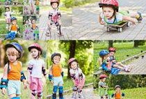 吃瓜双人拍照图片