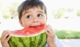 每日大赛-吃瓜解说,揭秘赛场背后的趣味瞬间