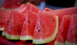 天津核酸吃瓜,吃瓜群众围观下的防疫众生相