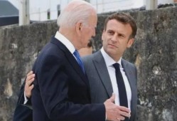 宫斗大戏吃瓜群众,吃瓜群众揭秘宫斗大戏背后的真相