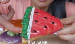 蛋糕姐姐吃瓜,蛋糕姐姐的甜蜜瓜界探险记