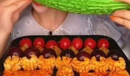 信阳小仙女吃瓜,揭秘网络红人的幕后故事