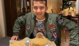 胡军吃自己的瓜,一场意外的瓜田奇遇