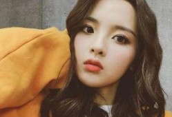 杨超越李沁吃瓜,娱乐圈新瓜不断引热议