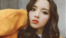 杨超越李沁吃瓜,娱乐圈新瓜不断引热议